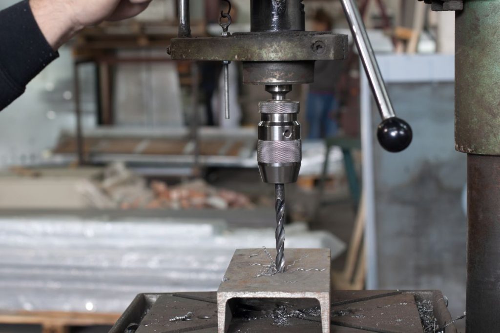 7 Types of Metal Cutting Tools and Their Uses