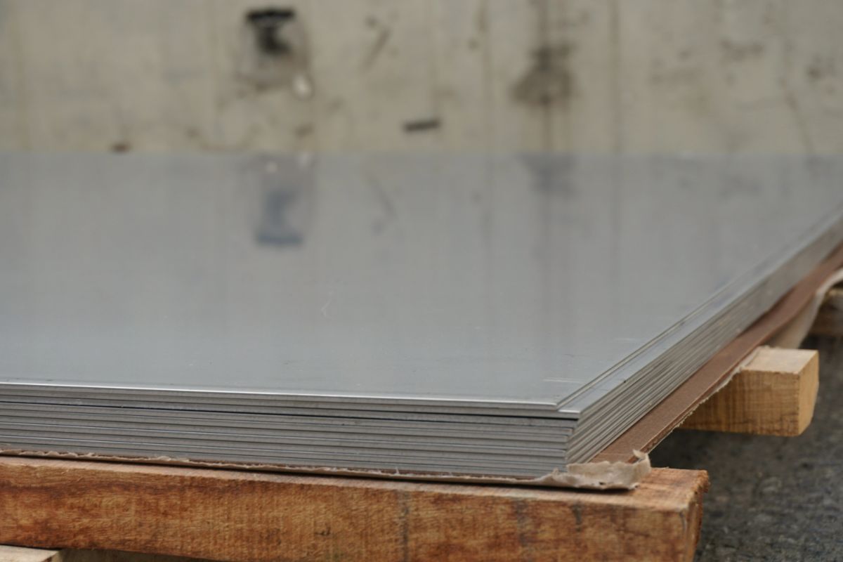 How to Choose the Right Stainless Steel Sheet Supplier in the Philippines