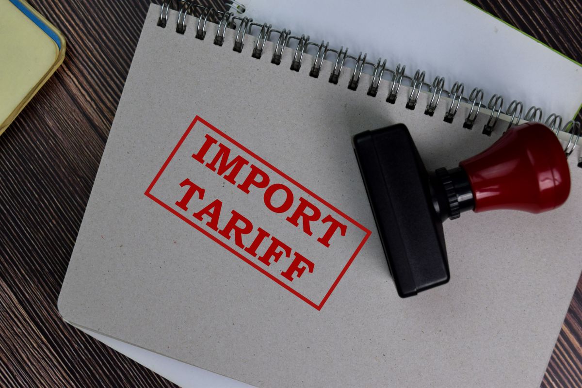 Exchange rates and import tariffs 