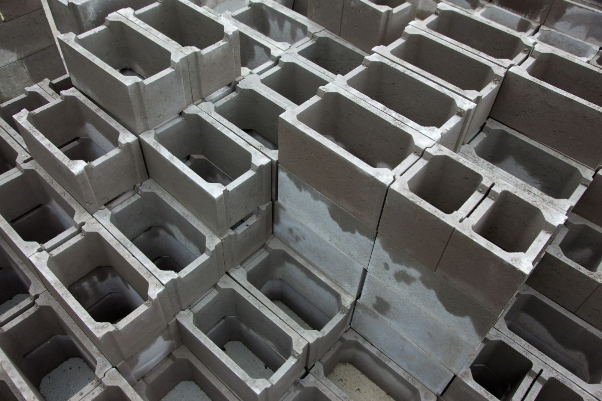 Bricks and hollow blocks