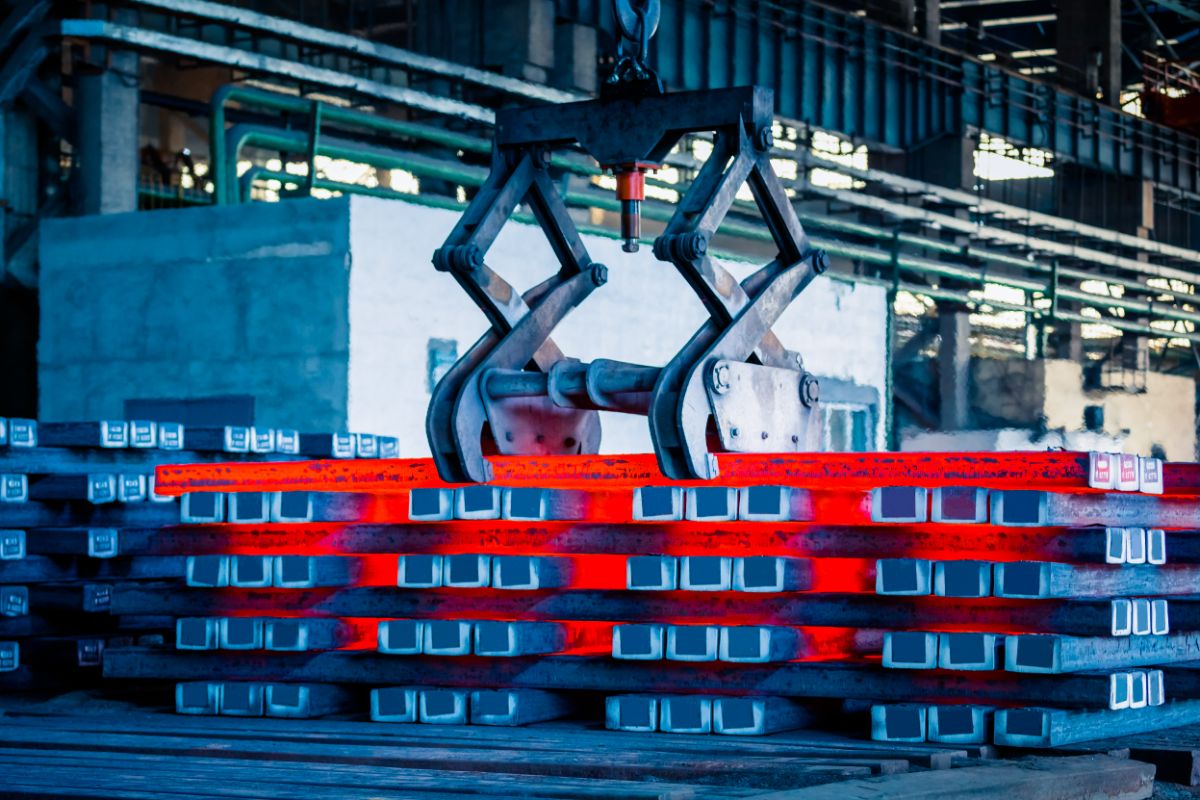 Why Partnering with a Local Steel Supplier is Good for Your Project